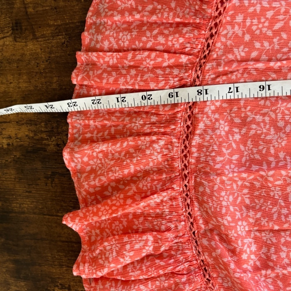 Democracy Bell Sleeve Blouse with Ruffled Hem Size S - Picture 8 of 8